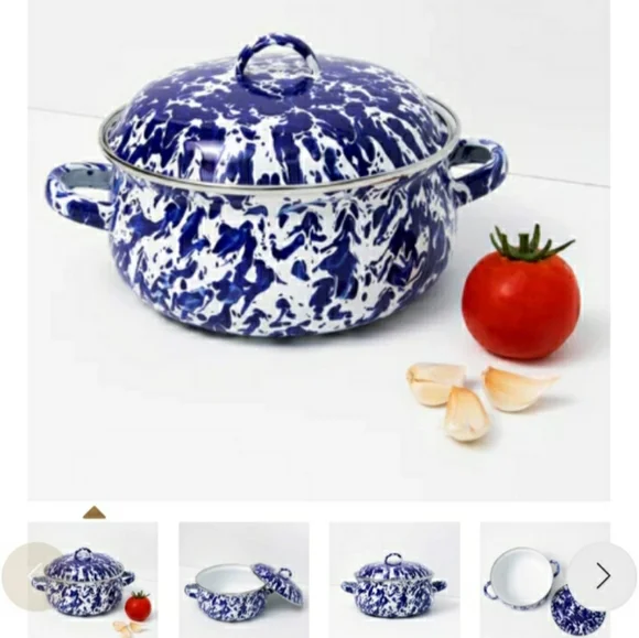 Golden Rabbit Enamel Ware Cobalt Swirl Mini-Dutch Oven - Picture 1 of 6